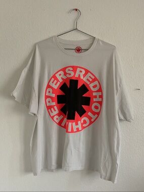 100% Cotton Red Hot Chili Peppers 22-23’ Unlimited Love World Tour Logo Tee